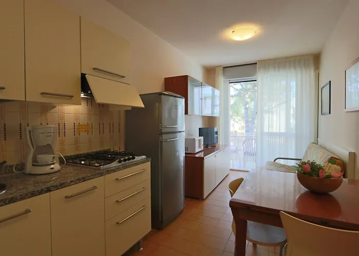 Erica Бибионе